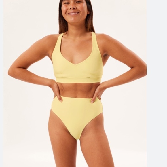 Girlfriend Collective Deep V Neck Swim Top - Picture 1 of 5